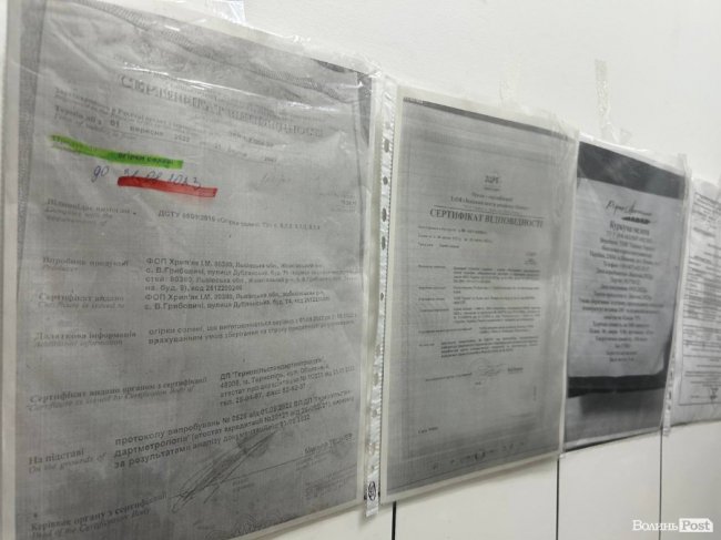 У яких умовах готують і зберігають їжу в «Пузатій хаті»: кухню ресторану показали зсередини. ФОТО