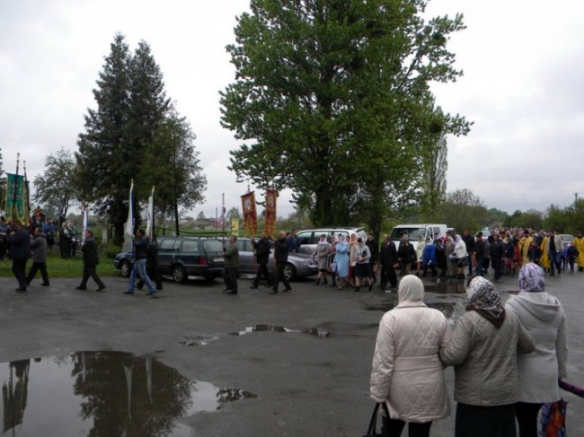 У місті на Волині громади трьох храмів об'єдналися у спільній молитві. ФОТО