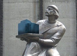 У соцмережах кепкують з новобудови на Андріївському узвозі