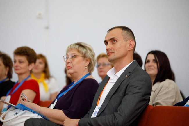 Вільна ініціатива, прогресивні думки та незалежність: вперше у Луцьку – (не)конференція педагогів. ФОТО