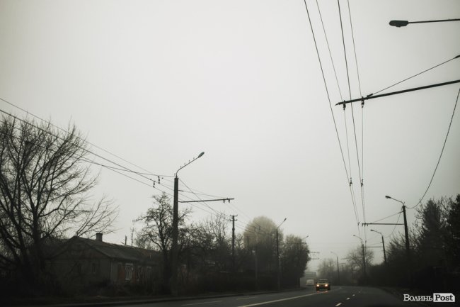 Туманно-сіра краса у Луцьку. ФОТО