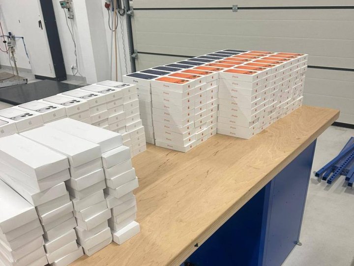 Apple на 35 мільйонів і «Ябко»: що стоїть за затриманою партією iPhone 