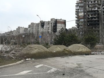 Їжі лишилось на тиждень, – Гармаш попередив про голод у Маріуполі