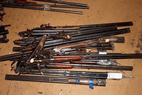 У Нововолинську знищували рушниці та пістолети