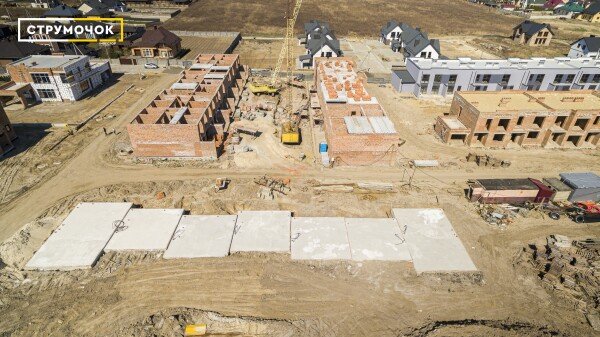 ЖК «Струмочок»: як компанія «Інвестор» розбудовує котеджне містечко. ФОТОЗВІТ*