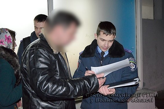 У Луцьку п'яний представник атестаційної комісії відкрив стрілянину. ФОТО. ВІДЕО