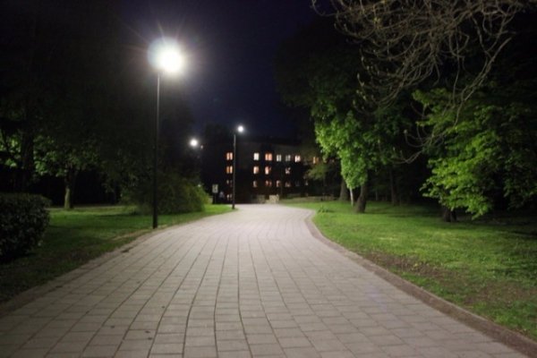 У Луцьку на Меморіалі з'явилось сучасне освітлення. ФОТО