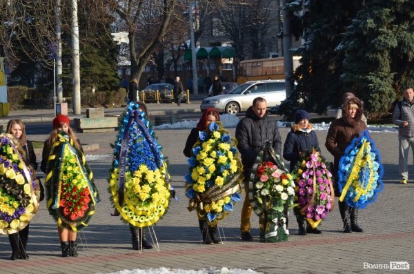 Луцьк провів в останню путь Героя АТО Валерія Марцинюка. ФОТО 