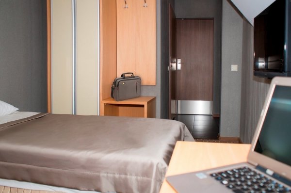 На відкриття готелю-ресторану в Луцьк приїдуть Дядя Жора й Інуса Давуда. ФОТО*