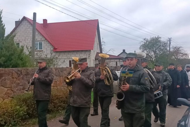 У громаді біля Луцька провели в останню путь Воїна Романа Цисельського