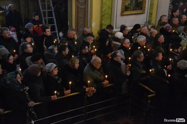 У Луцьку вшанували полеглих на Сході бійців роти «Світязь». ФОТО