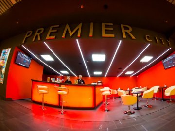У «PremierCity» розпочався перепродаж квитків на «Месники: Війна Нескінченності»