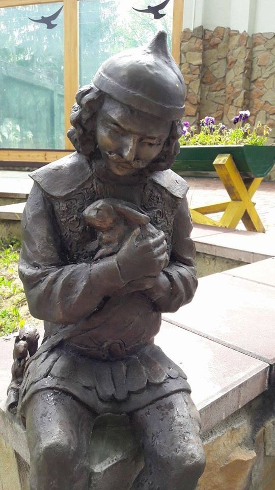 У Луцькому зоопарку з'явився кликун. ФОТО