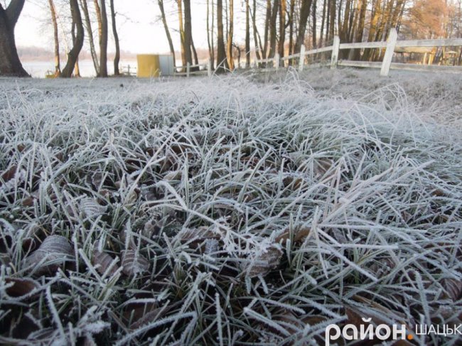 Іній та крига: морозний ранок у Шацьку. ФОТО