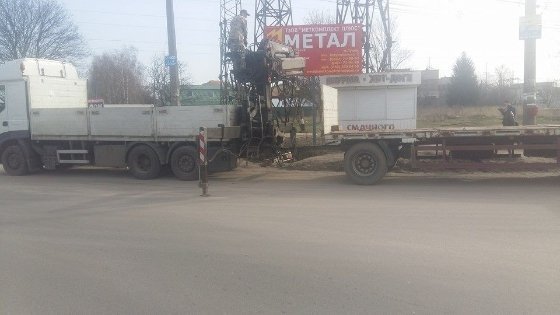 У Луцьку на Єршова та на Карбишева демонтують кіоски. ФОТО