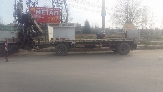 У Луцьку на Єршова та на Карбишева демонтують кіоски. ФОТО