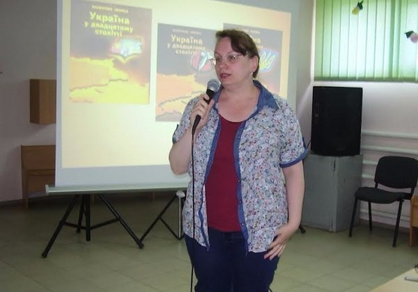 В Академії рекреаційних технологій і права відбулася зустріч з відомим дисидентом. ФОТО