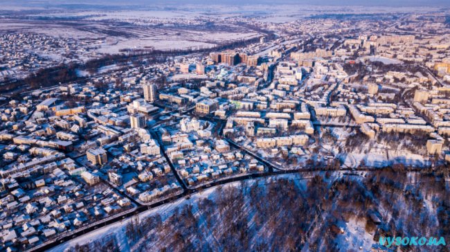 Засніжений Луцьк показали з висоти. ФОТО