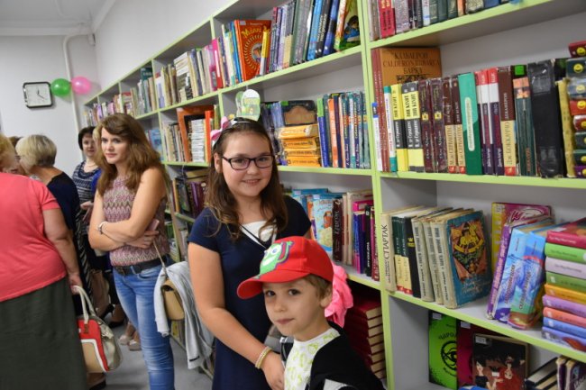 У Луцьку відкрили бібліотеку нового формату. ФОТО