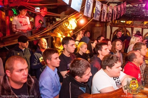 Як у Луцьку переспівували «Гадів». ФОТО