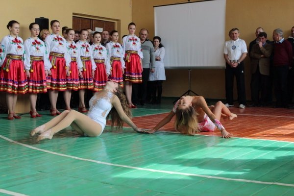 У Луцьку розпочався 25-й волейбольний турнір «Волинь зустрічає друзів — 2016». ФОТО