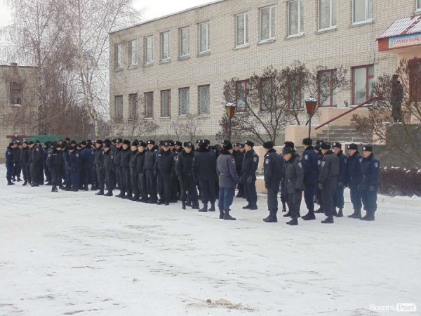 Солдати на шикуванні