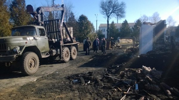 Церкву, що згоріла на Волині, захоронили. ФОТО