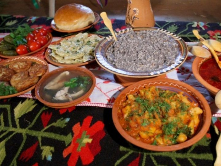 Різдвяна кутя в Україні здорожчала на 37%: як змінилася вартість святкових страв