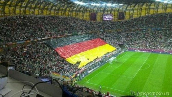 Німеччина вийшла у півфінал Євро-2012. ФОТО