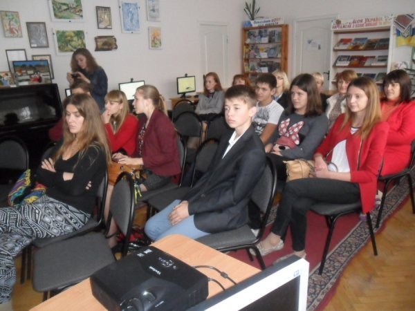 У Луцьку читали Чеслава Мілоша. ФОТО