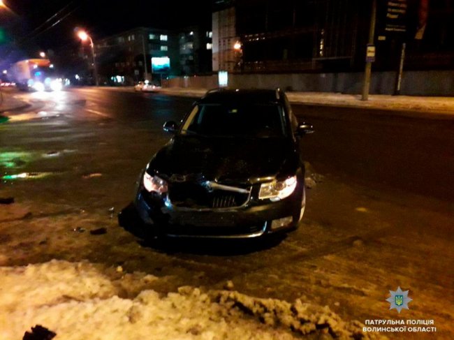 У Луцьку ввечері п'яний водій вилетів на «зустрічку» та протаранив Ford. ФОТО