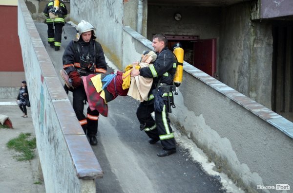 Старенька була закутана, як «капустина»