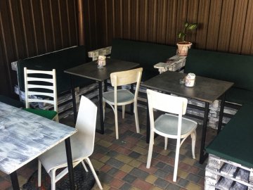 Ягідні штруделі, французькі круасани: у місті на Волині відкрили нову кав'ярню