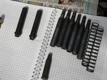 У Луцьку затримали чоловіка, який торгував зброєю. ФОТО