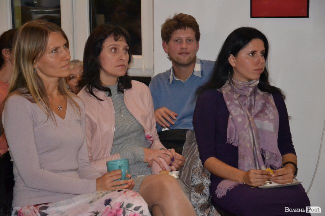 У Луцьку - вечірка вегетаріанців. ФОТО