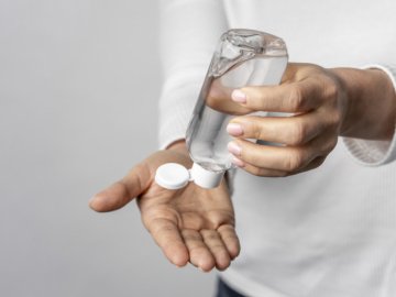 Луцький завод «Укрспирту» виготовляє сировину для антисептиків 