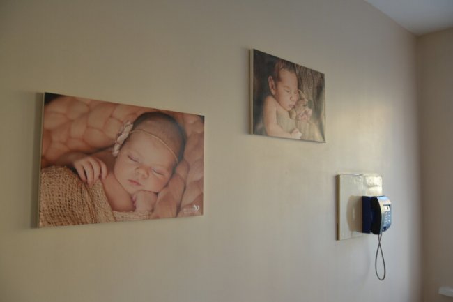 Лінолеум замінили на плитку: показали ремонт у луцькому пологовому будинку. ФОТО