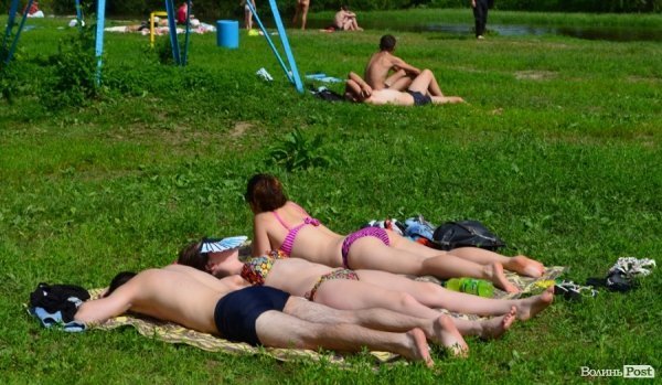 Місто, річка, сонце: у Луцьку стартував купальний сезон. ФОТО