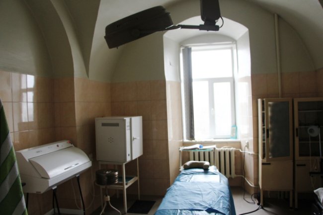 Наслідки пожежі у луцькому госпіталі майже ліквідували. ФОТО