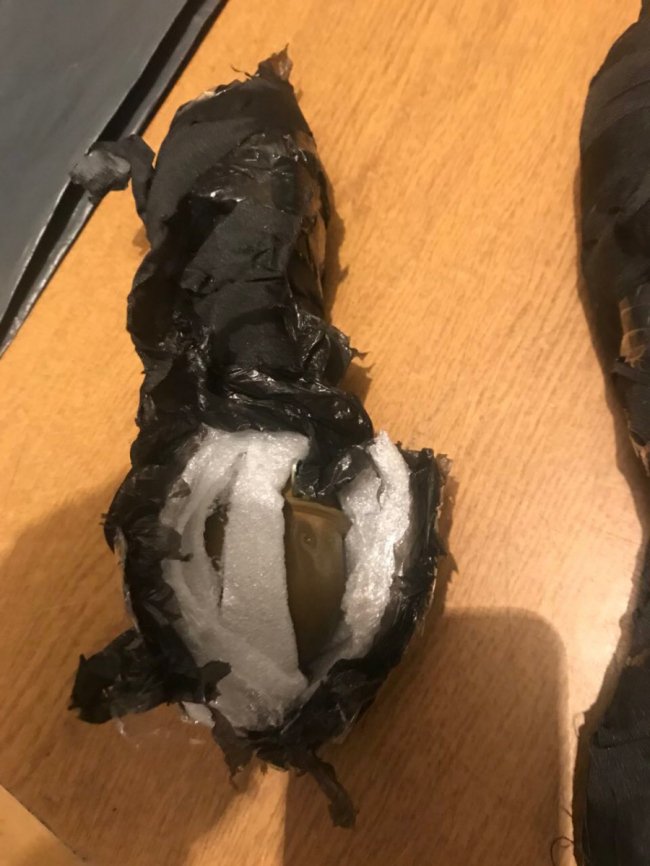 На «Домановому» затримали чоловіка, який хотів перевезти через кордон гранати. ФОТО