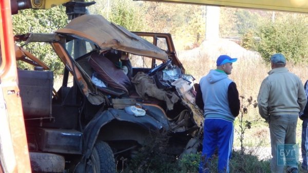 У жахливій ДТП біля Володимира-Волинського постраждали восьмеро осіб. ФОТО