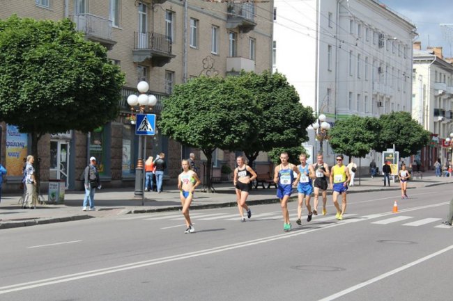 У центрі Луцька відбулися міжнародні змагання зі спортивної ходьби