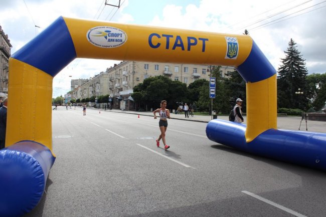 У центрі Луцька відбулися міжнародні змагання зі спортивної ходьби