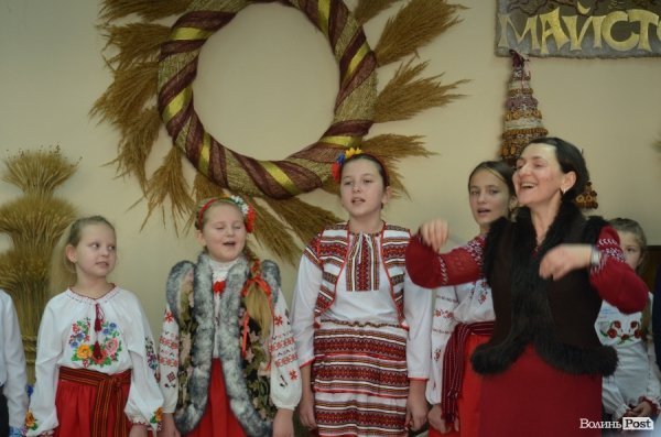 У Луцьку відчинилась «Різдвяна майстерня». ФОТО