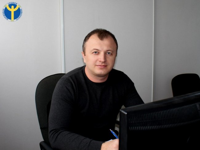 Волинянам розповіли, як найняти муніципальну няню