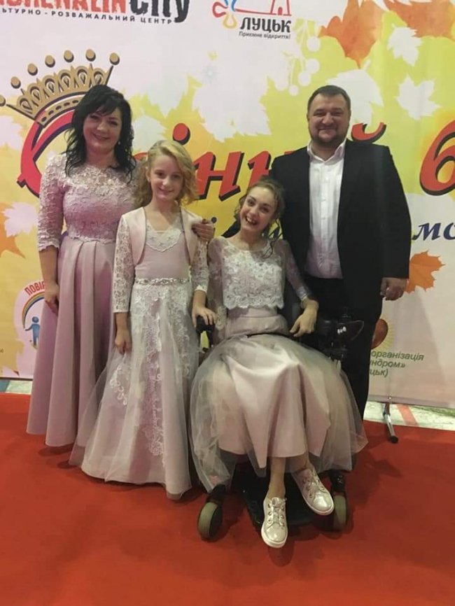 «Моя родина навчила мене радіти кожній дрібниці у житті», – Валентин Приходько