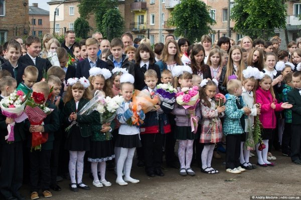 Останній дзвінок у Нововолинську. ФОТО