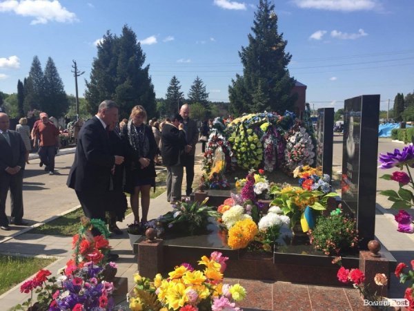 На Волині відслужили панахиду за загиблими воїнами АТО. ФОТО