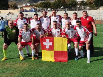 Луцькі «ветерани» стали призерами міжнародного футбольного турніру в Іспанії. ФОТО