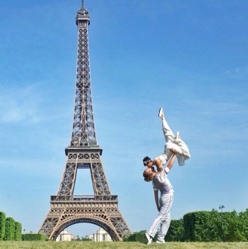 Закохані одружилися 100 разів у 30 країнах світу